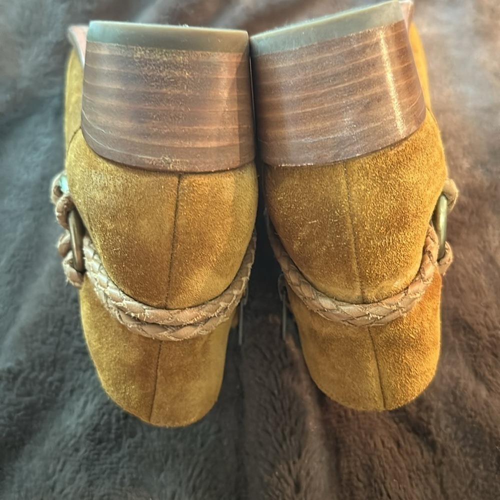 FRYE Carson Braided Harness Suede Ankle Boot Wheat Sz 6.5 - Picture 12 of 13